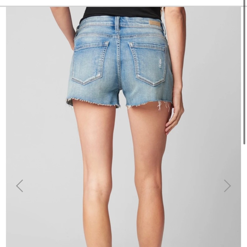 Cut Off Jean Shorts BLANK NYC - Picture 6 of 7
